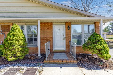 Condo For Sale - 43A Magnolia Road<br/> Manahawkin, NJ 08050