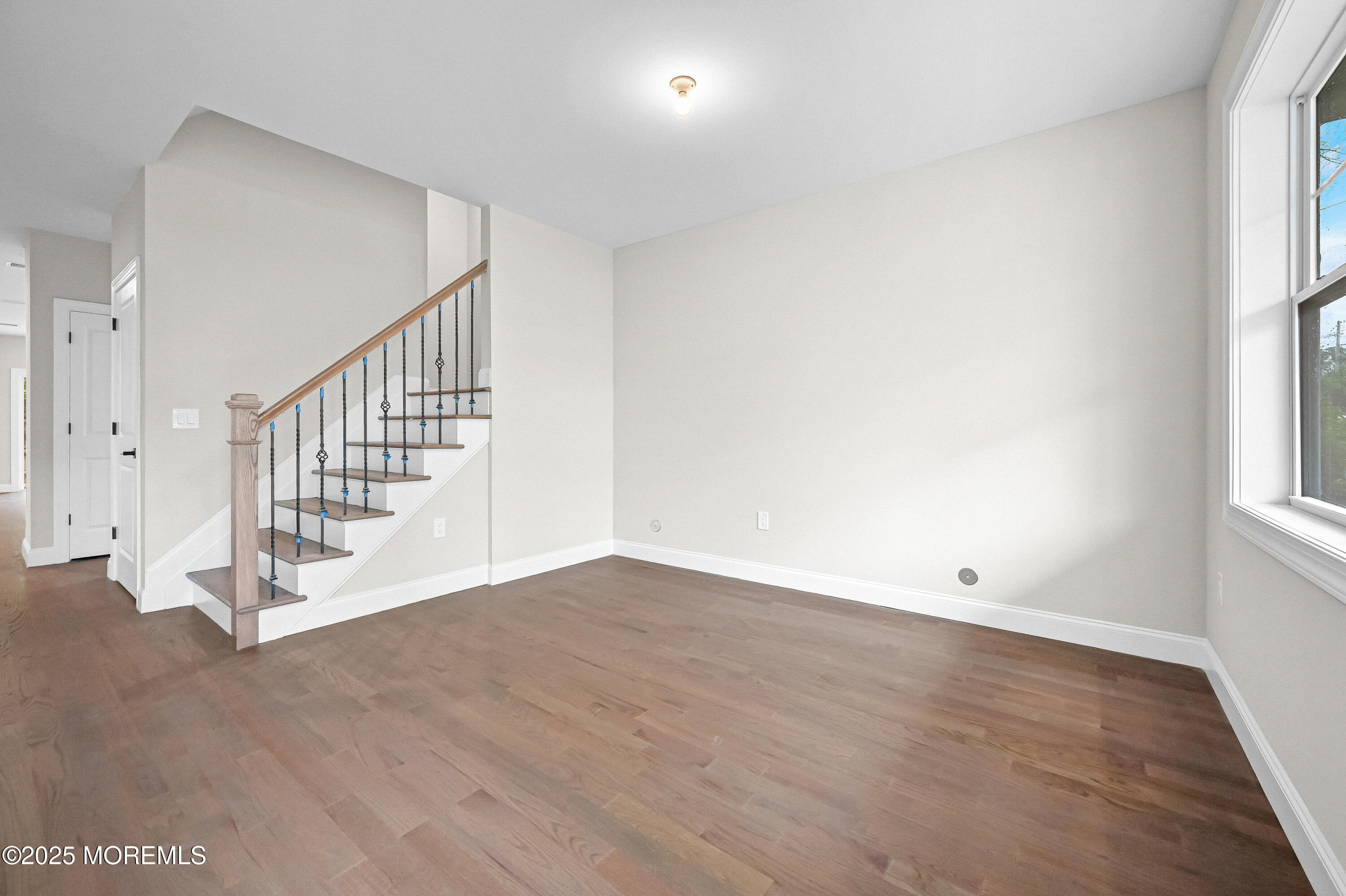 6 Mercer Avenue