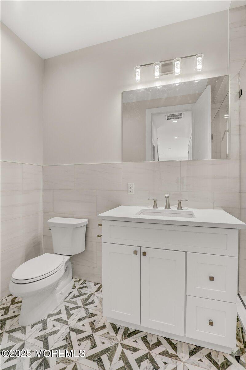111 N Cedar Berry Lane, Toms River, South Dakota image 24