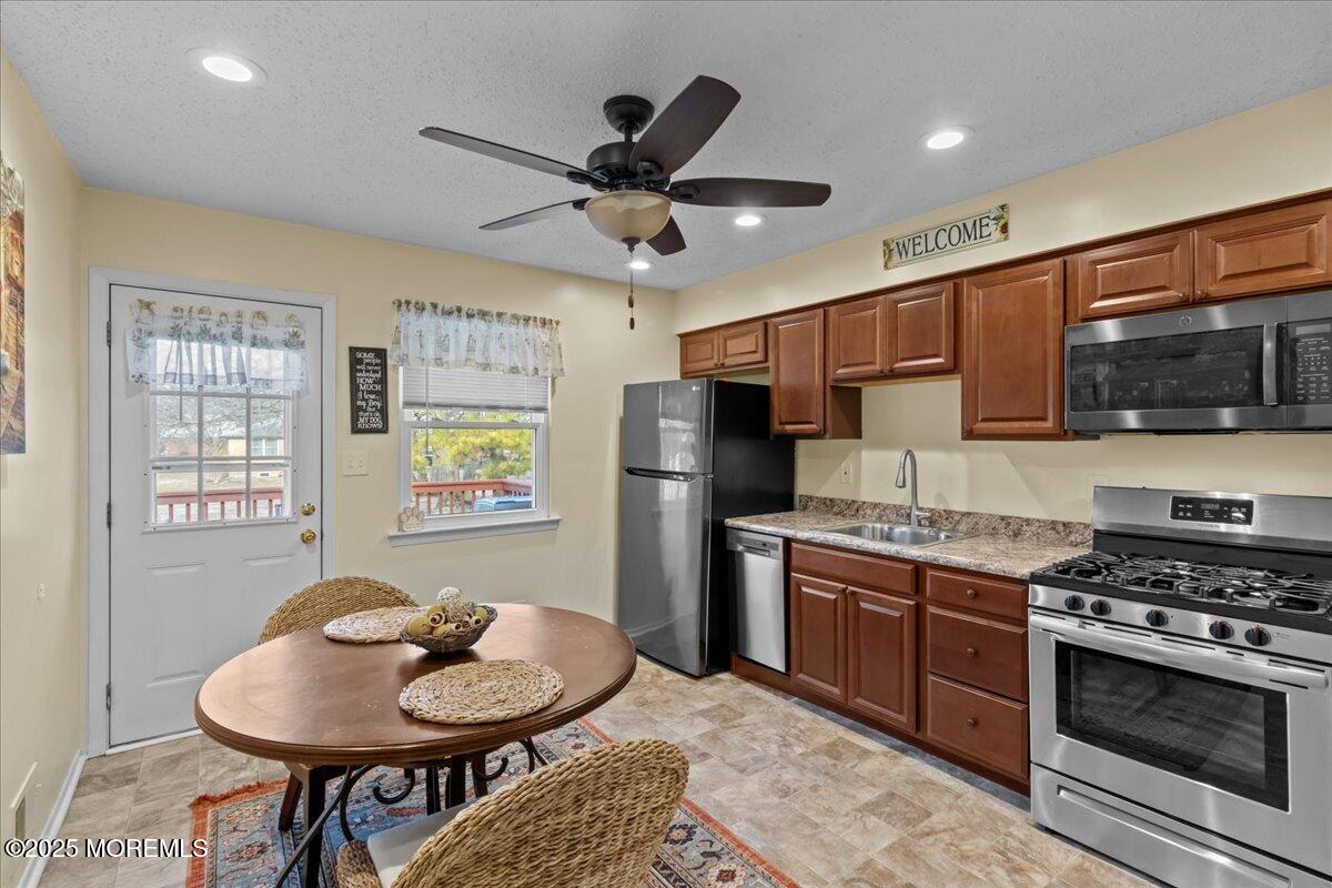 752 Kevin Court, Brick, New Jersey image 9