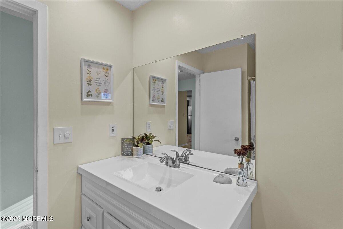 752 Kevin Court, Brick, New Jersey image 18
