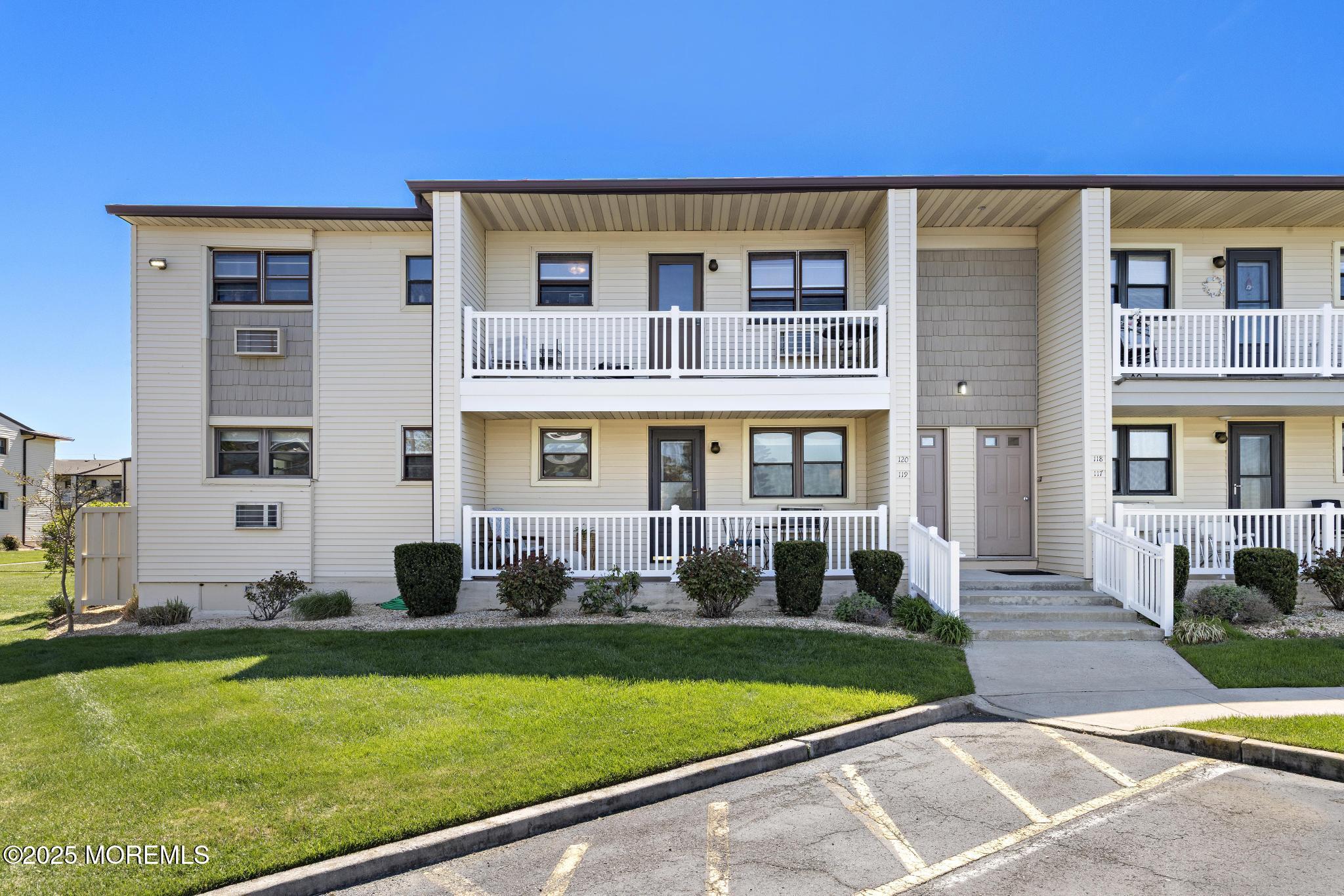 119 Wharfside Drive, Monmouth Beach, New Jersey image 1