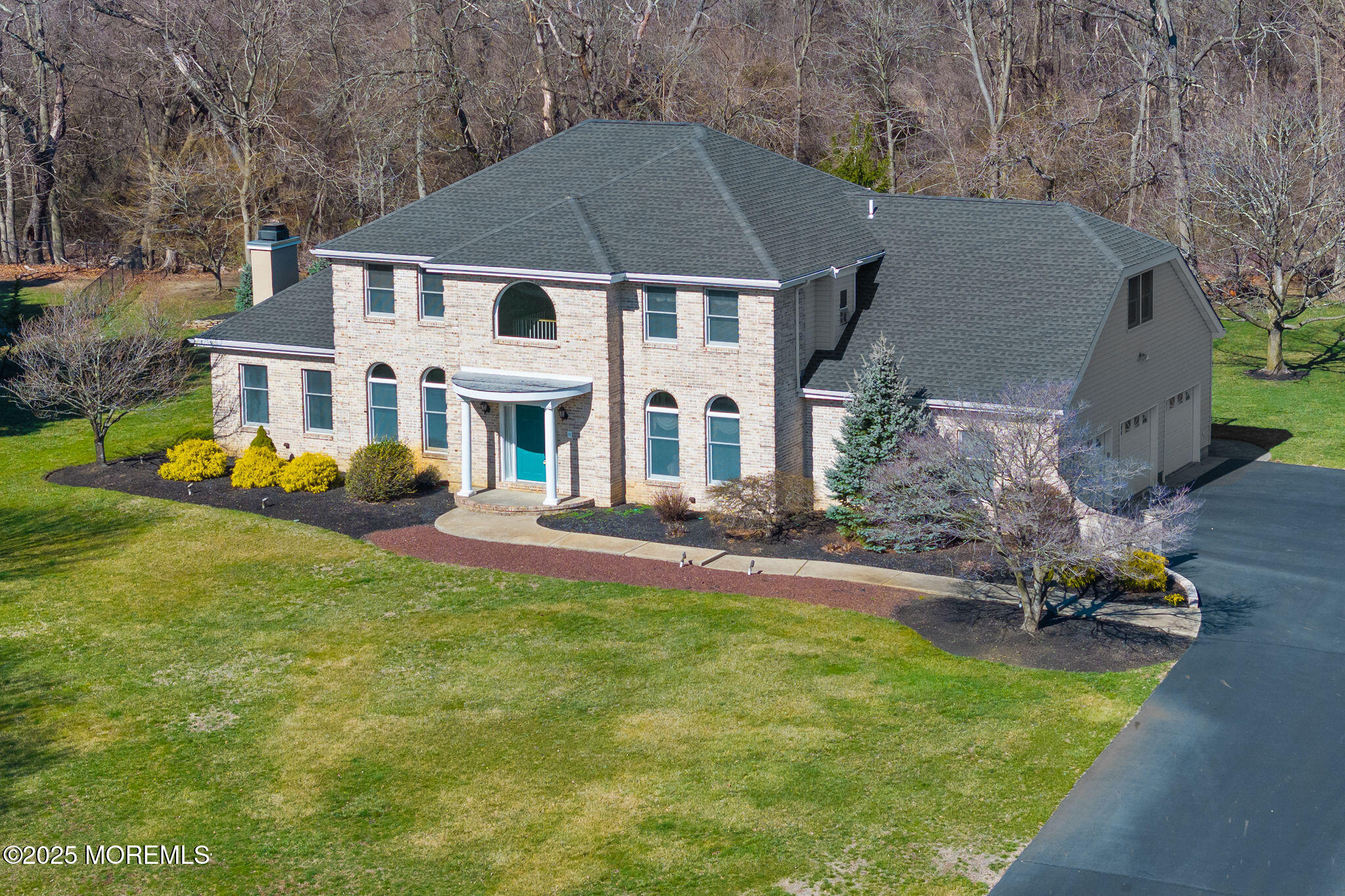 36 Cloverdale Way, Columbus, New Jersey image 2