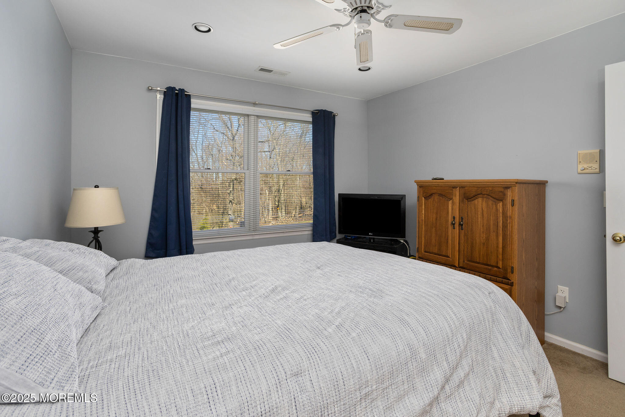 36 Cloverdale Way, Columbus, New Jersey image 46