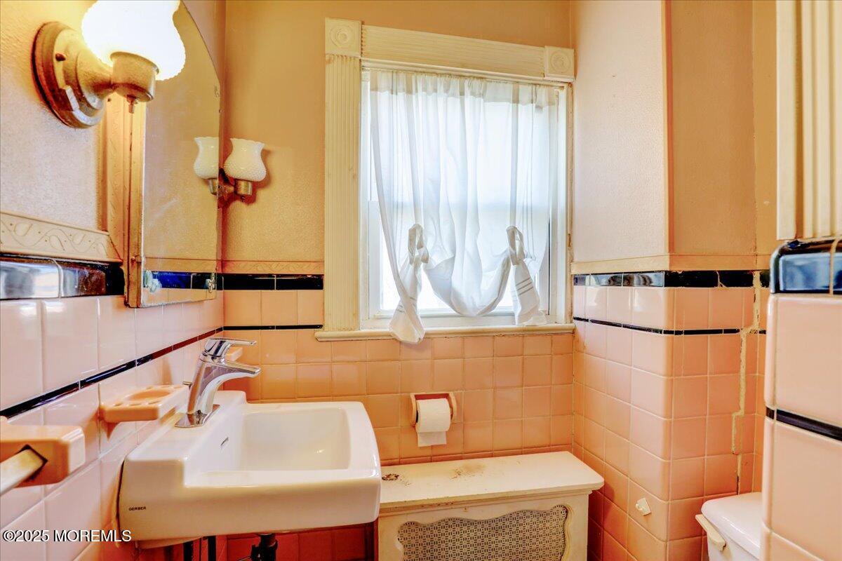 16 Kiawah Avenue, Freehold, New Jersey image 25