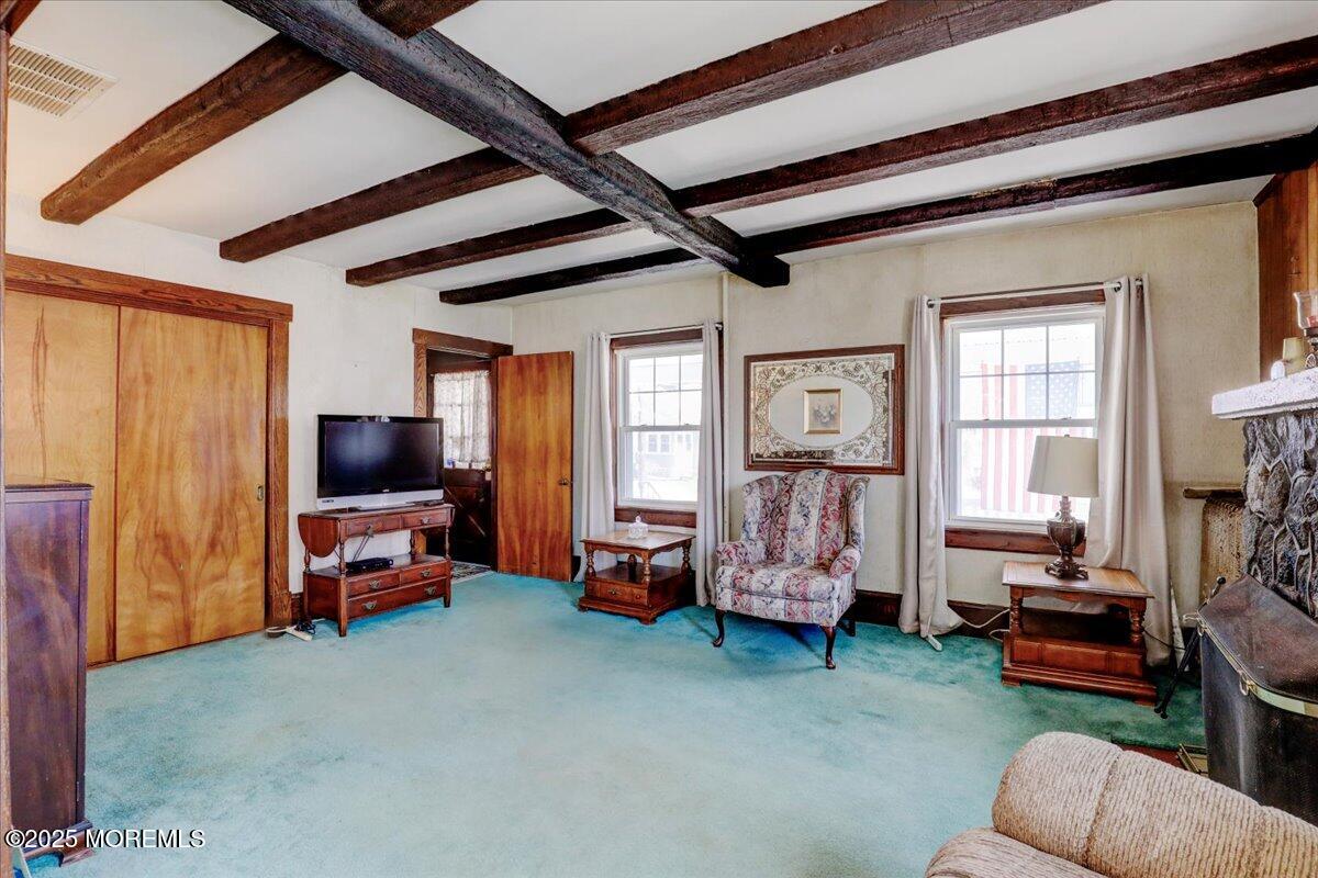 16 Kiawah Avenue, Freehold, New Jersey image 7