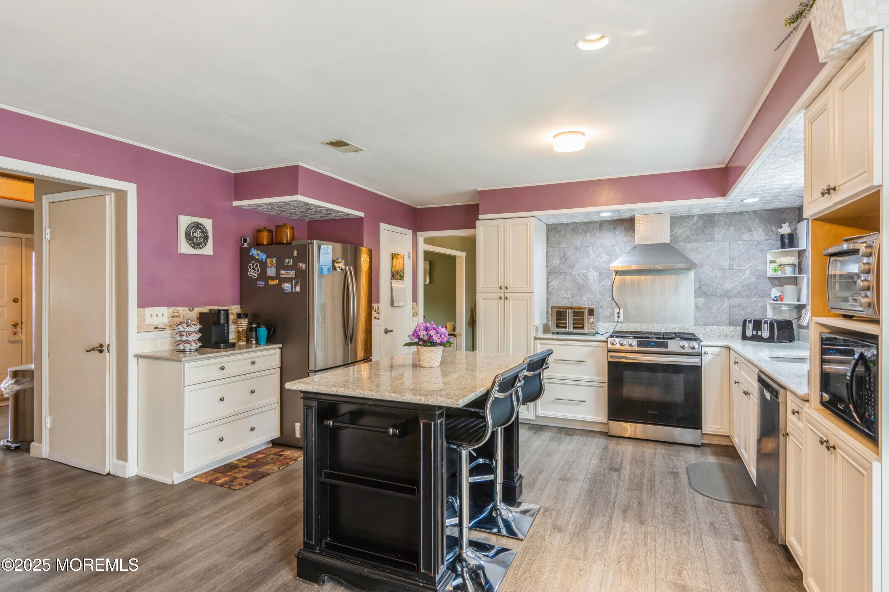 23 Highland Drive, Middlesex, New Jersey image 9