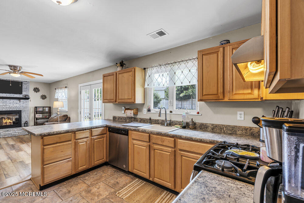 240 Oak Lane, Manchester, New Jersey image 10