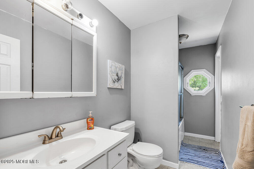 240 Oak Lane, Manchester, New Jersey image 17