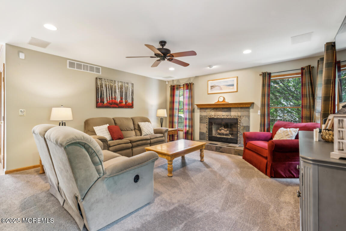 427 S Lake Court, Brick, New Jersey image 10