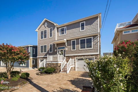 Homes For Sale - 31 Marin Lane<br/> Beach Haven West, NJ 08050