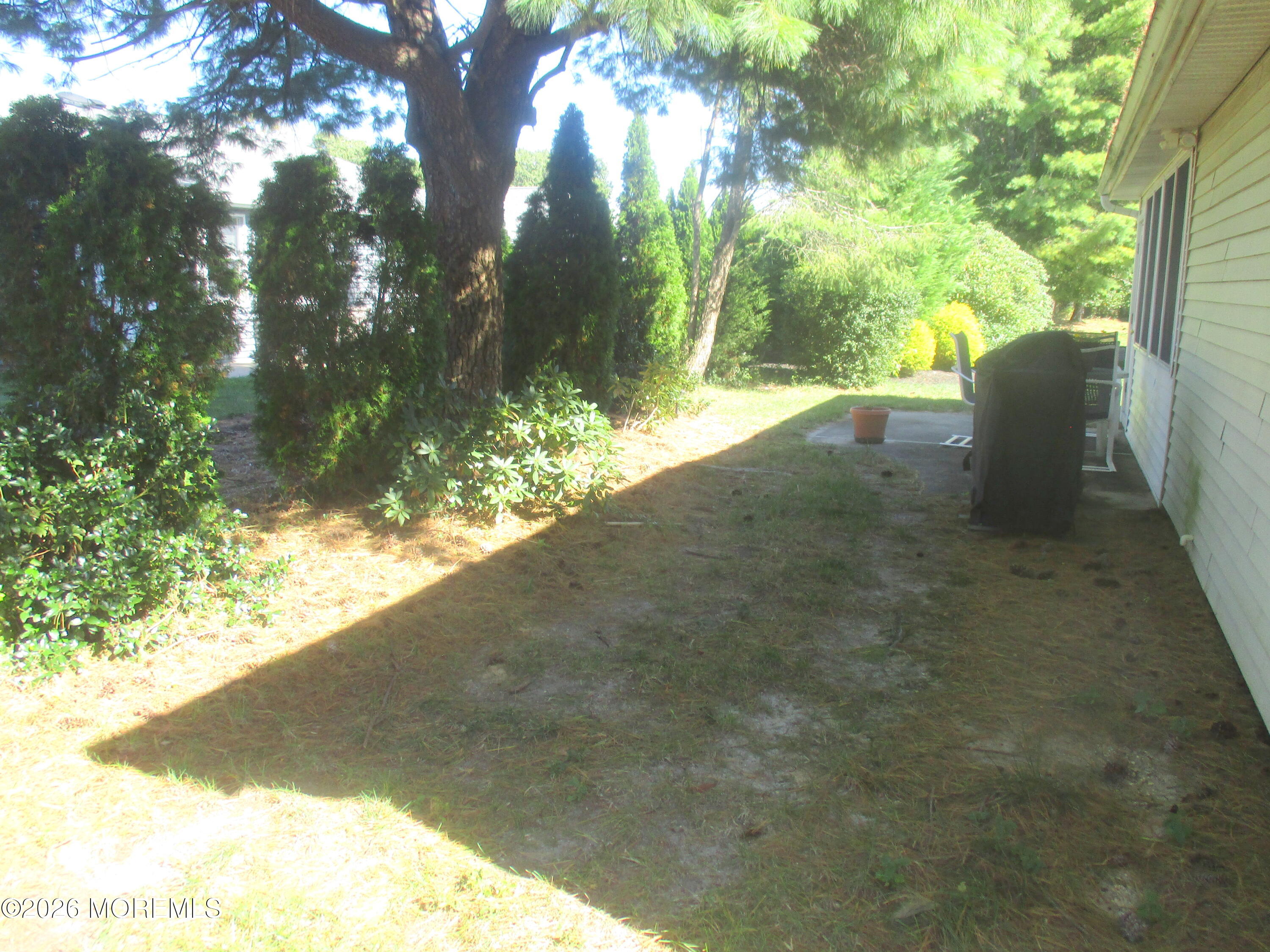 6 Garland Drive