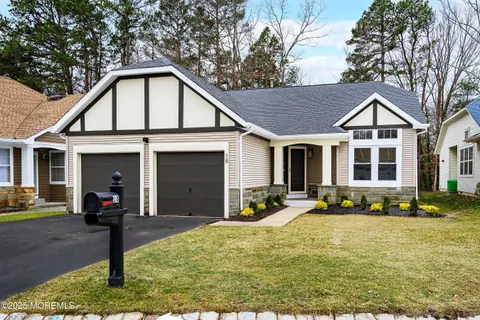 18 Tudor Court, Jackson, NJ 08527 - MLS#: 22512487