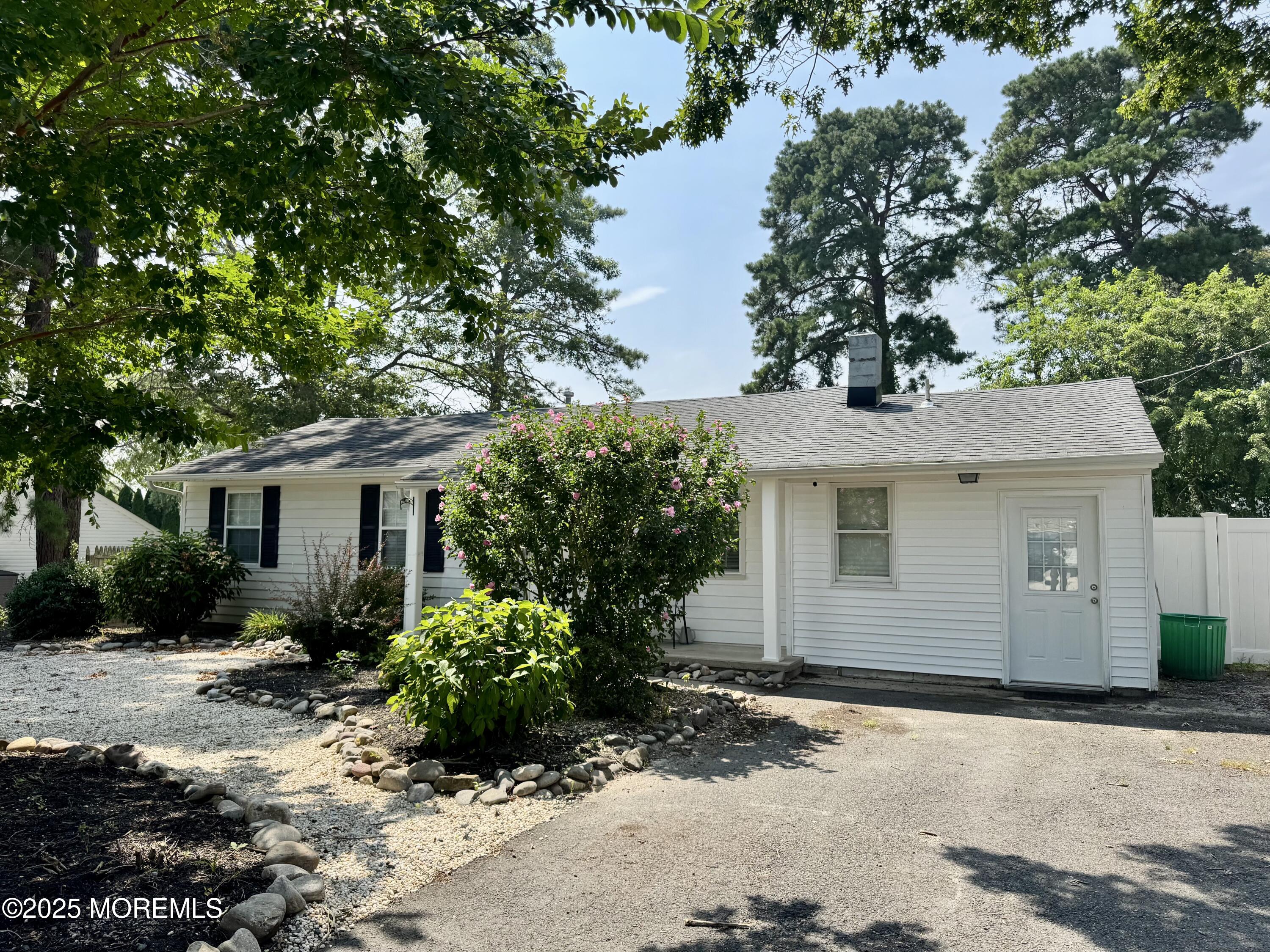 248 Matey Avenue