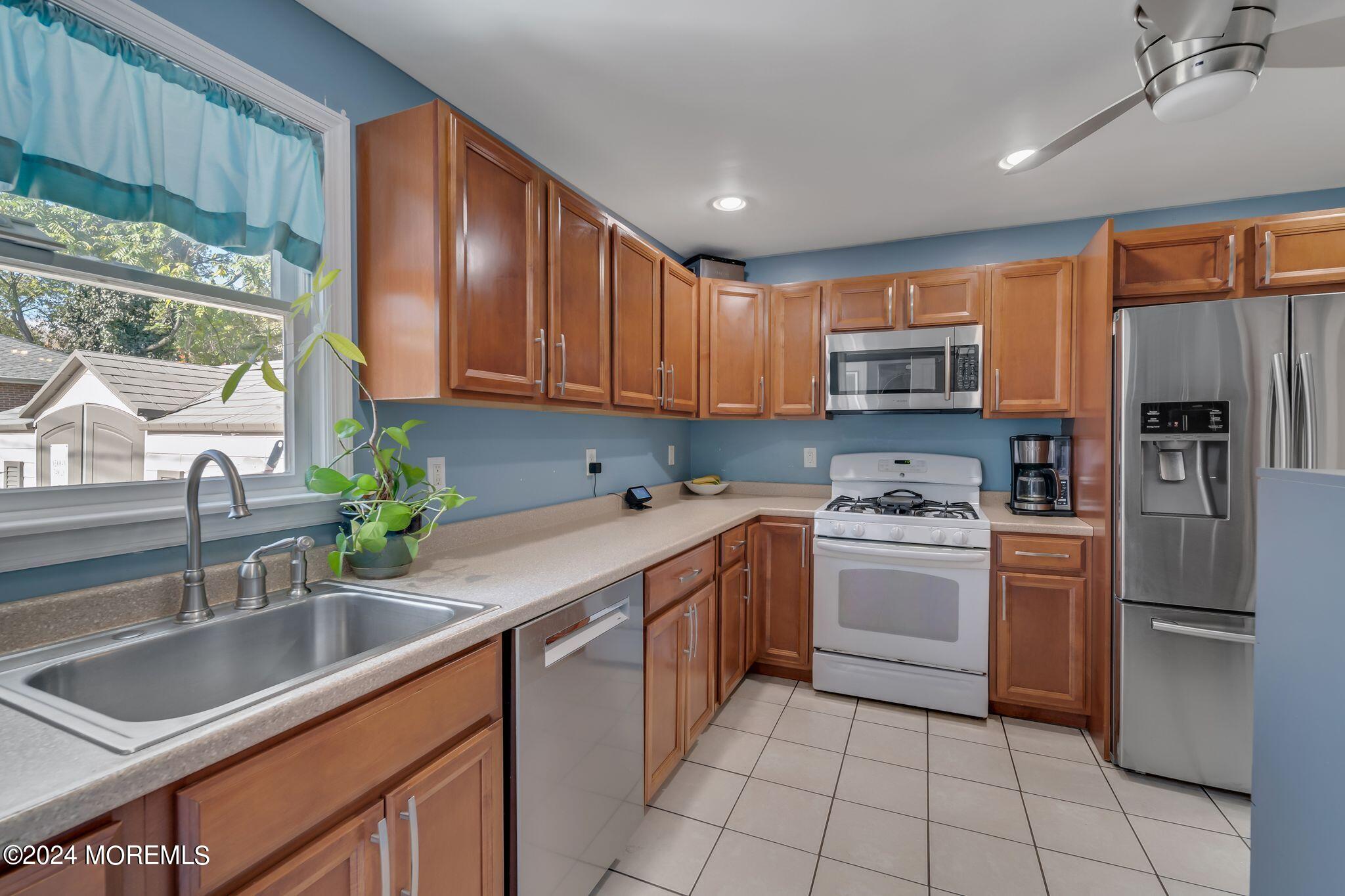 238 Branchport Avenue, Long Branch, New Jersey image 18
