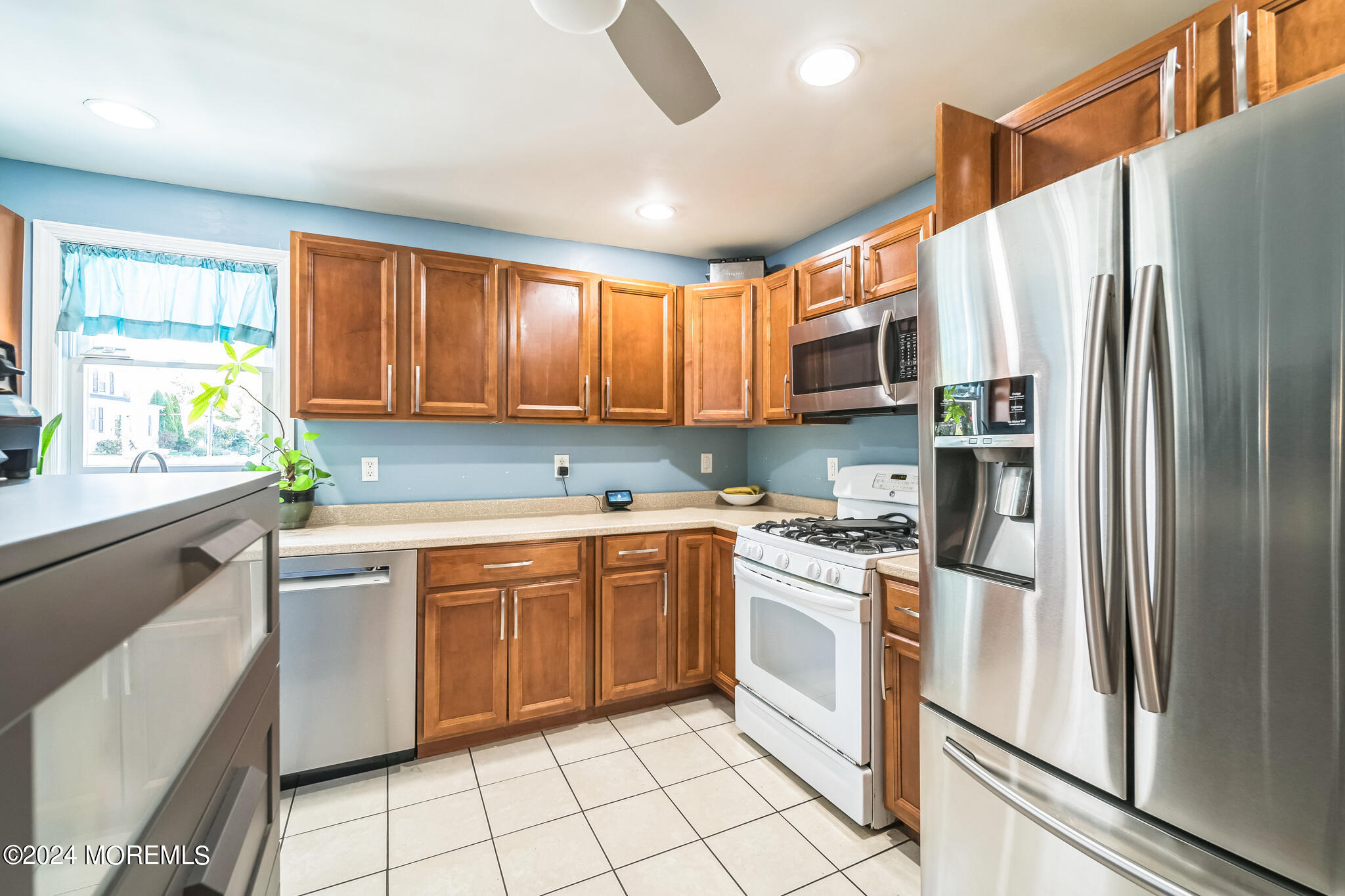 238 Branchport Avenue, Long Branch, New Jersey image 17