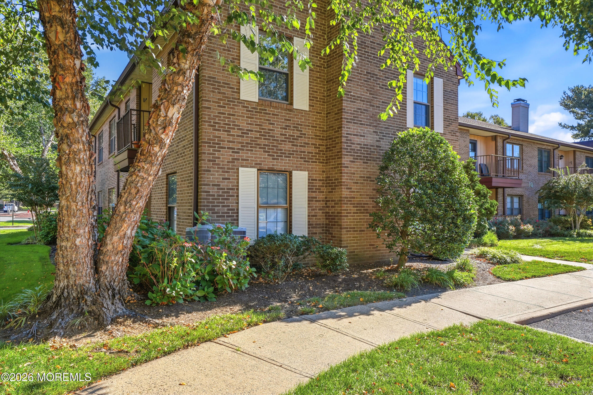 1001 Wellington Place