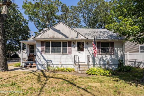 2821 Herbertsville Road Point Pleasant NJ 08742