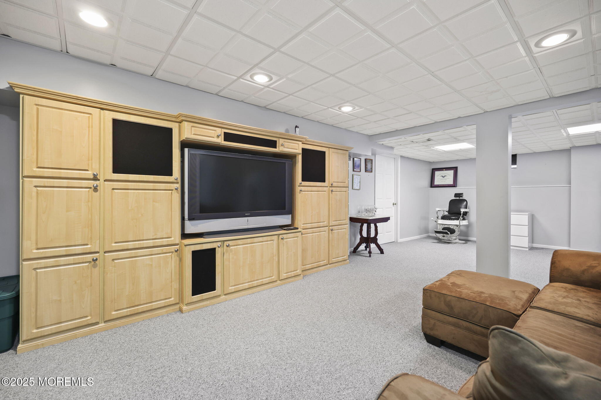 Eatontown, New Jersey, 07724, United States, 6 Bedrooms Bedrooms, ,3 BathroomsBathrooms,Residential,Active,2017488