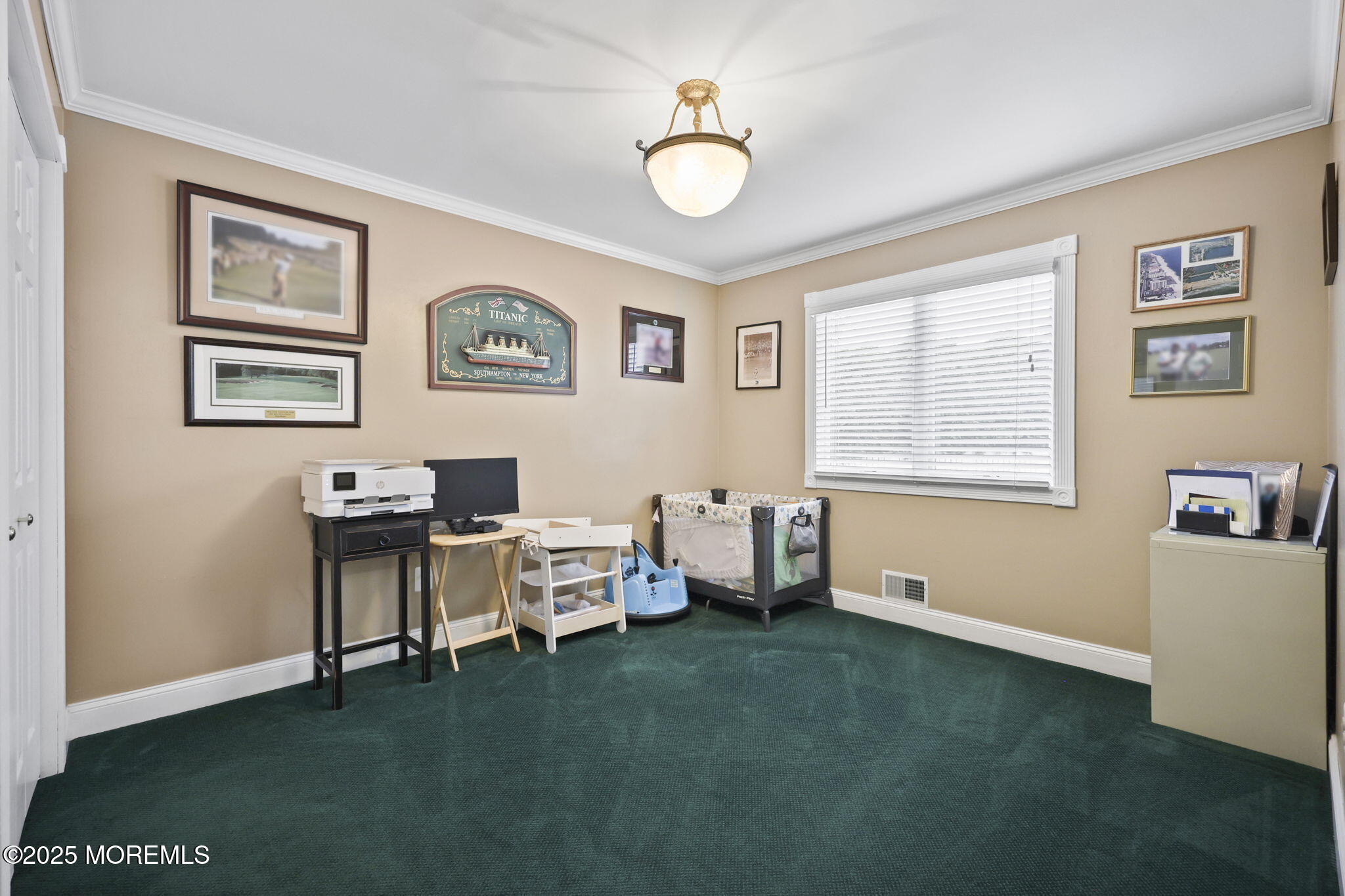 Eatontown, New Jersey, 07724, United States, 6 Bedrooms Bedrooms, ,3 BathroomsBathrooms,Residential,Active,2017488