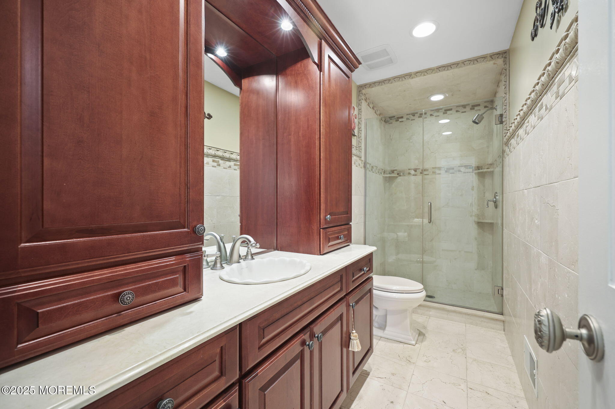 Eatontown, New Jersey, 07724, United States, 6 Bedrooms Bedrooms, ,3 BathroomsBathrooms,Residential,Active,2017488