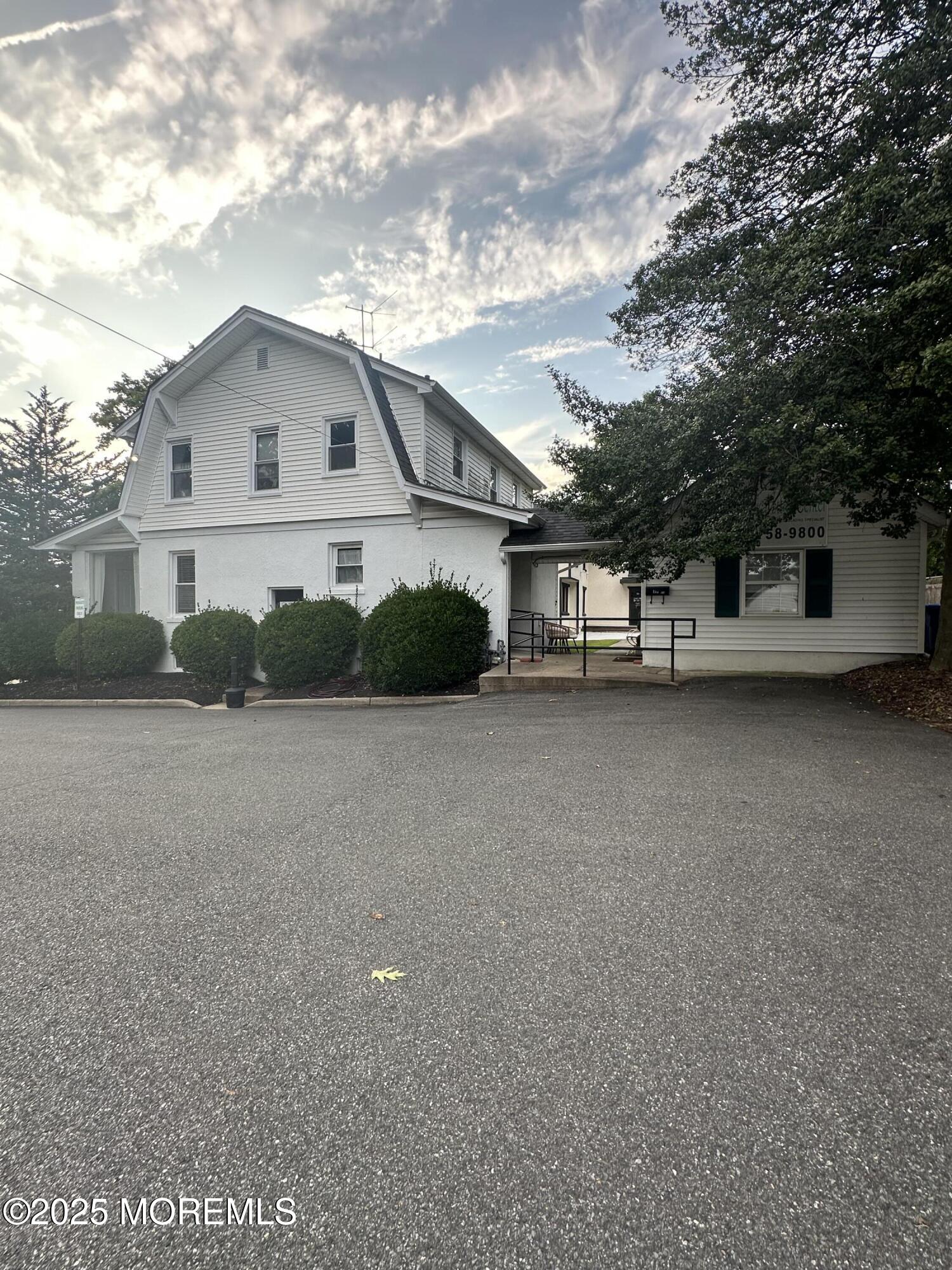110 Frost Avenue