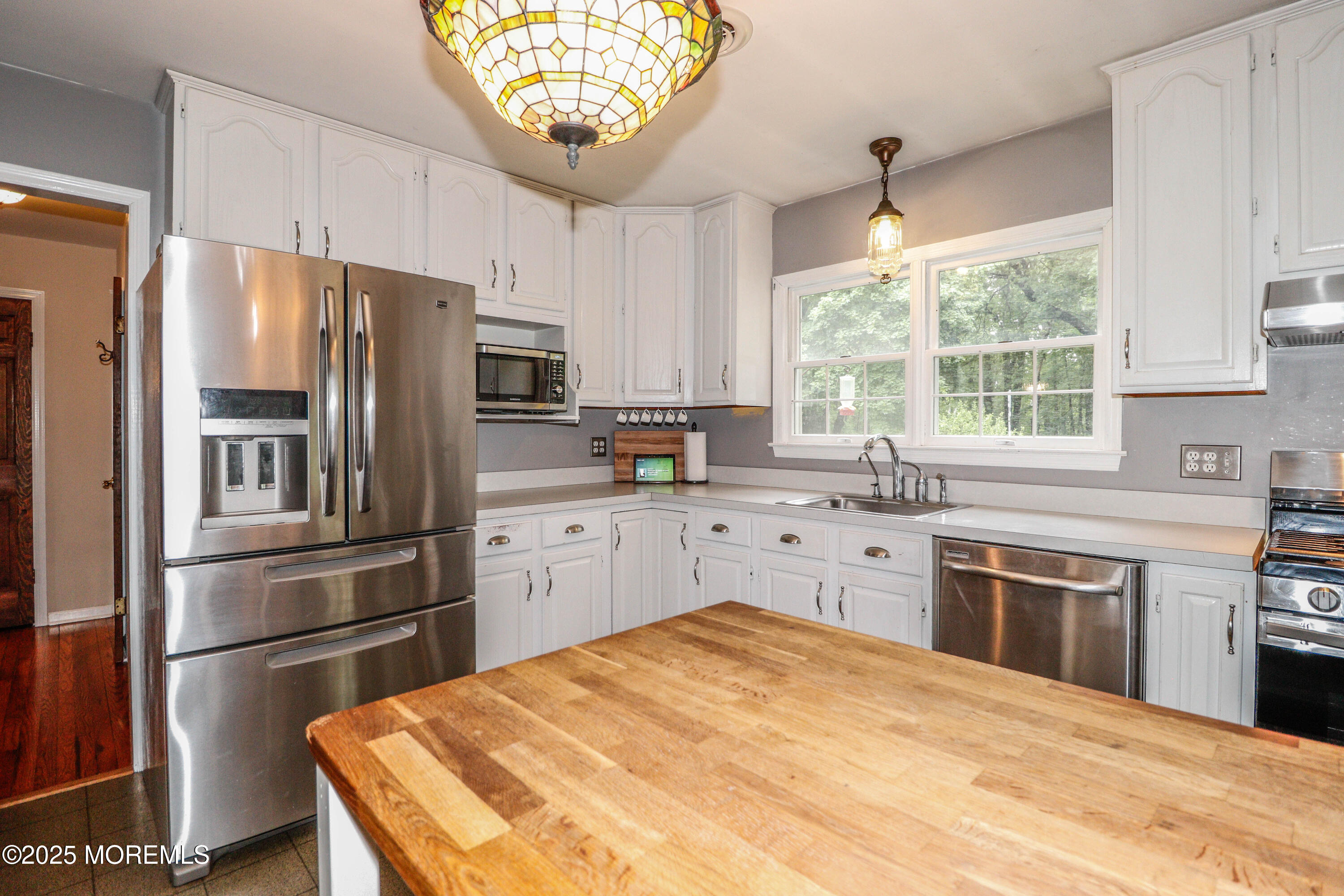 687 Spotswood Englishtown Road, Spotswood, New Jersey image 12