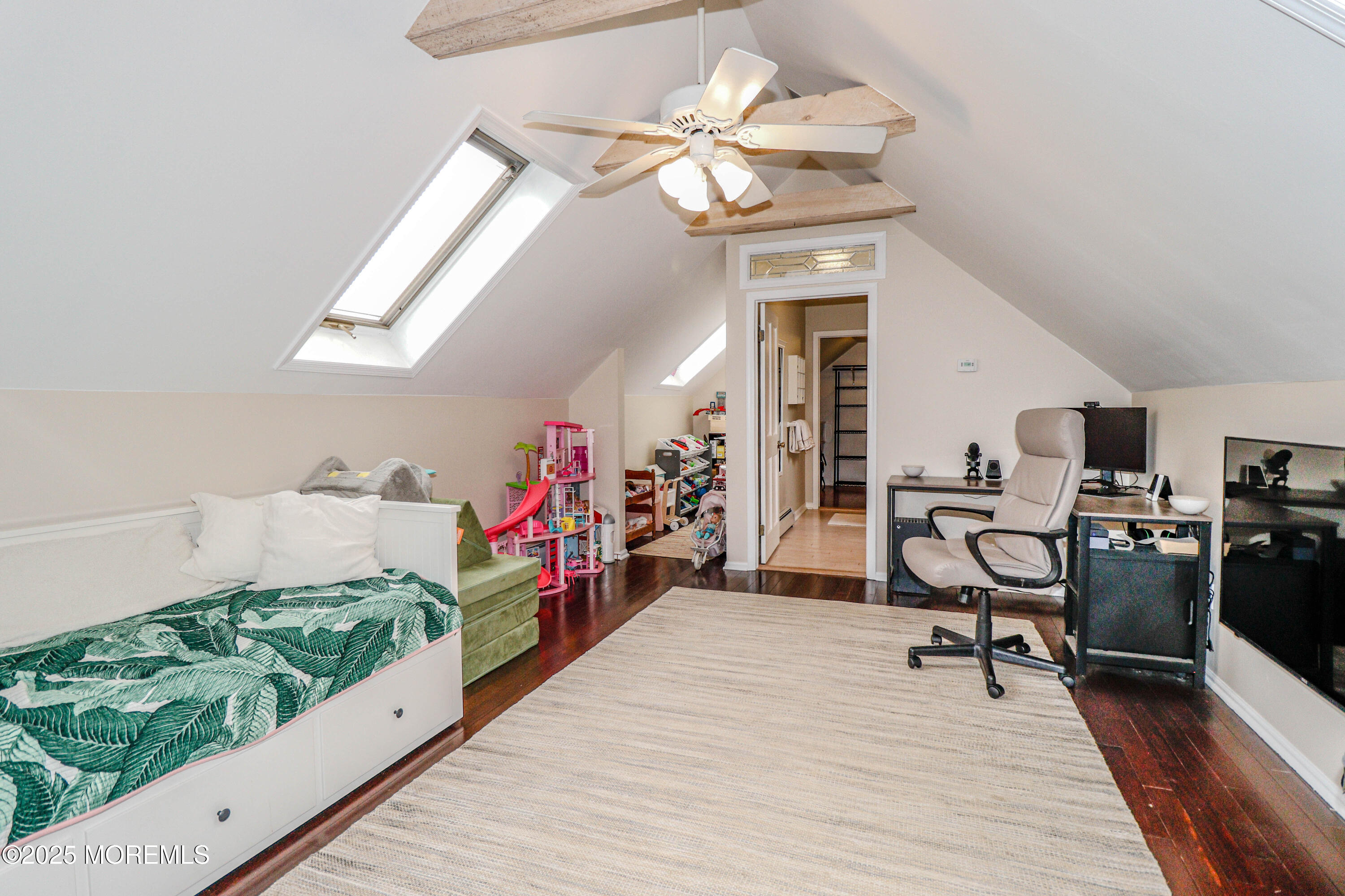 687 Spotswood Englishtown Road, Spotswood, New Jersey image 16