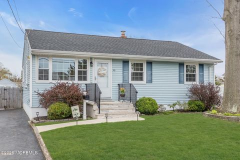 Photo of 30 Brown Avenue, Hazlet, NJ 07730 (MLS # 22610507)