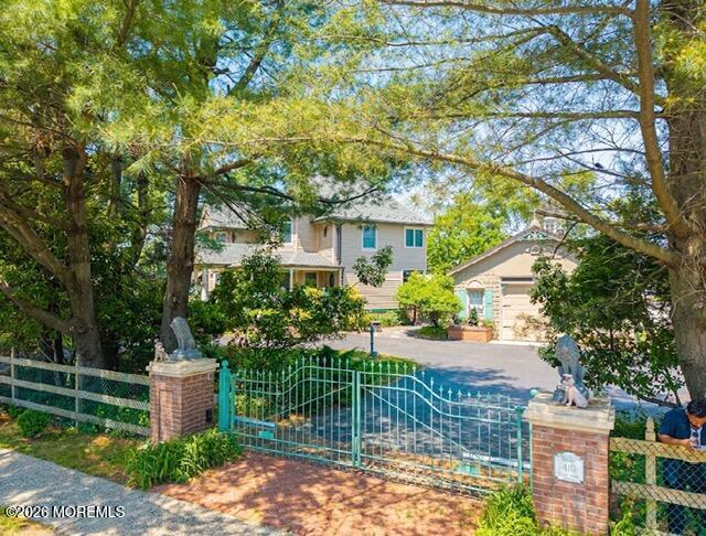 410 Thompson Avenue