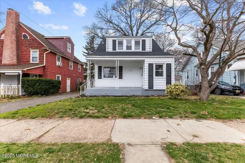 MLS: 22509626
