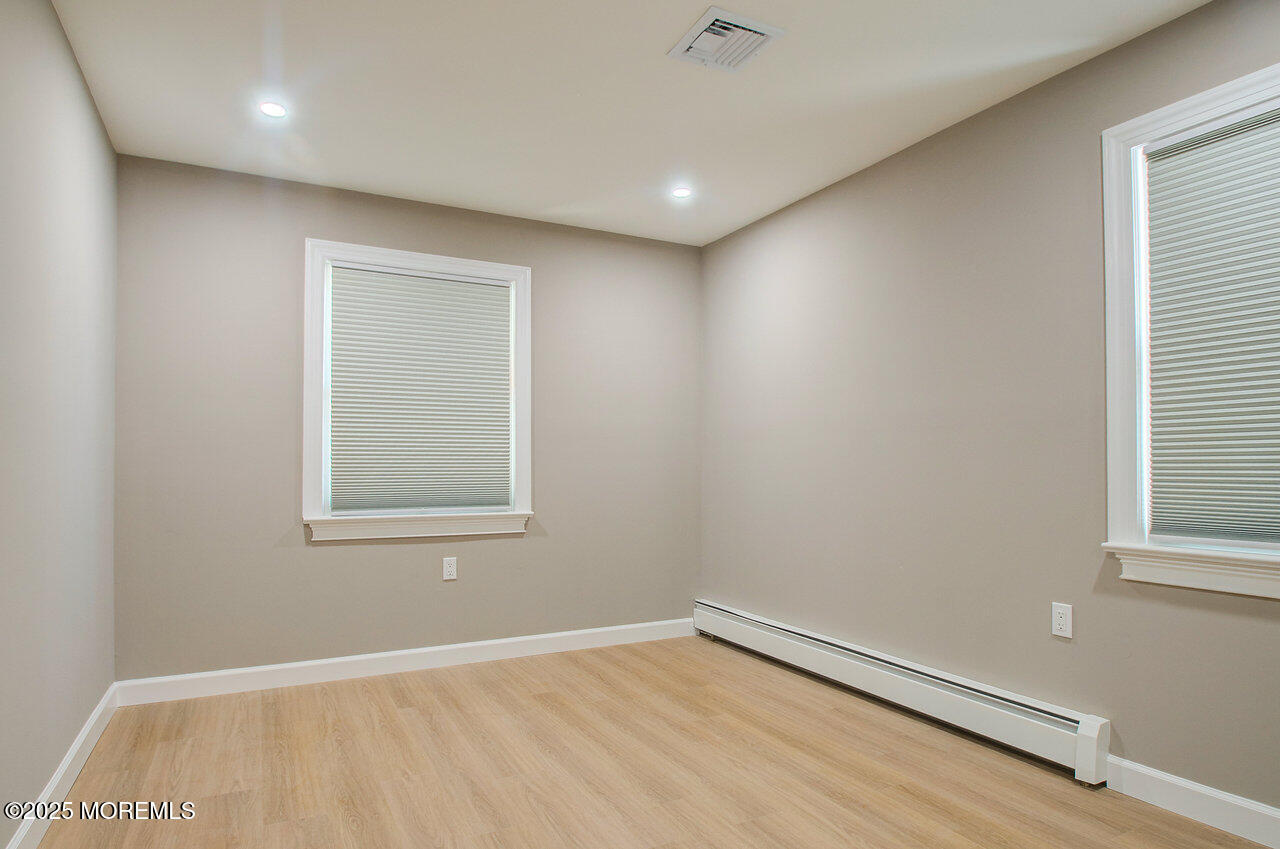 52 Normanton Court, Toms River, New Jersey image 7