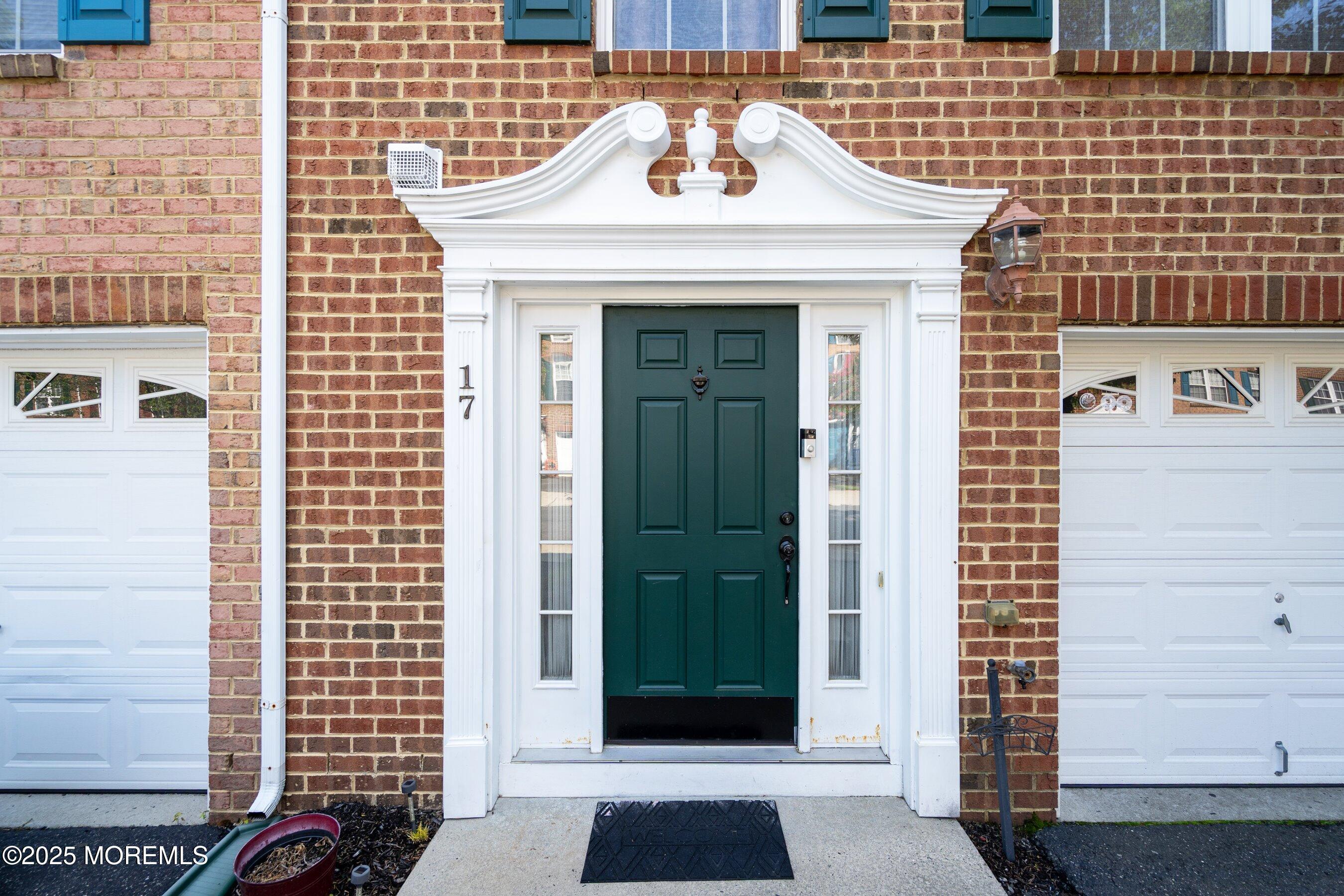 17 New Castle Street
