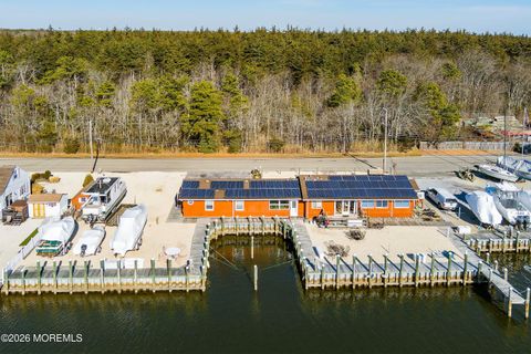 Photo of 86 Harbor Inn Road, Bayville, NJ 08721 (MLS # 22601619)