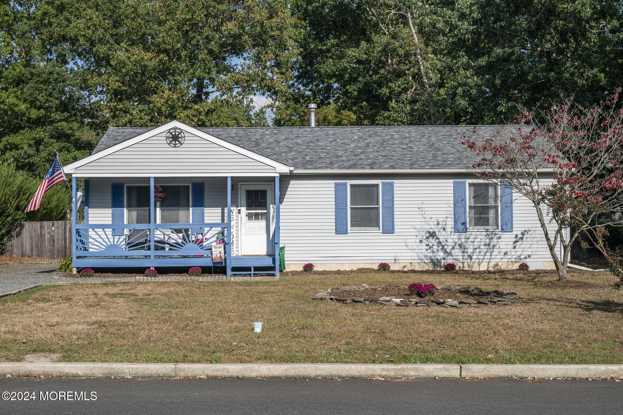 120 Gunwale Road, Manahawkin, New Jersey image 3