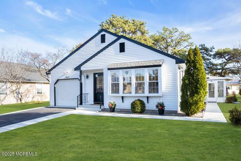 6 Berkeley Street 64 Whiting NJ 08759