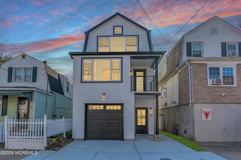 Multifamily For Sale - 39 Seadrift Avenue<br/> Highlands, NJ 07732