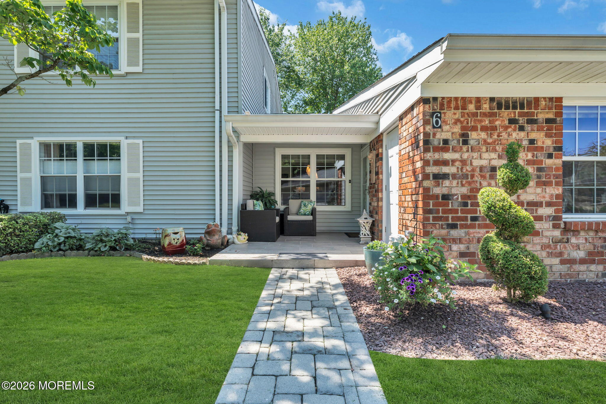 6 Snowburry Court 281