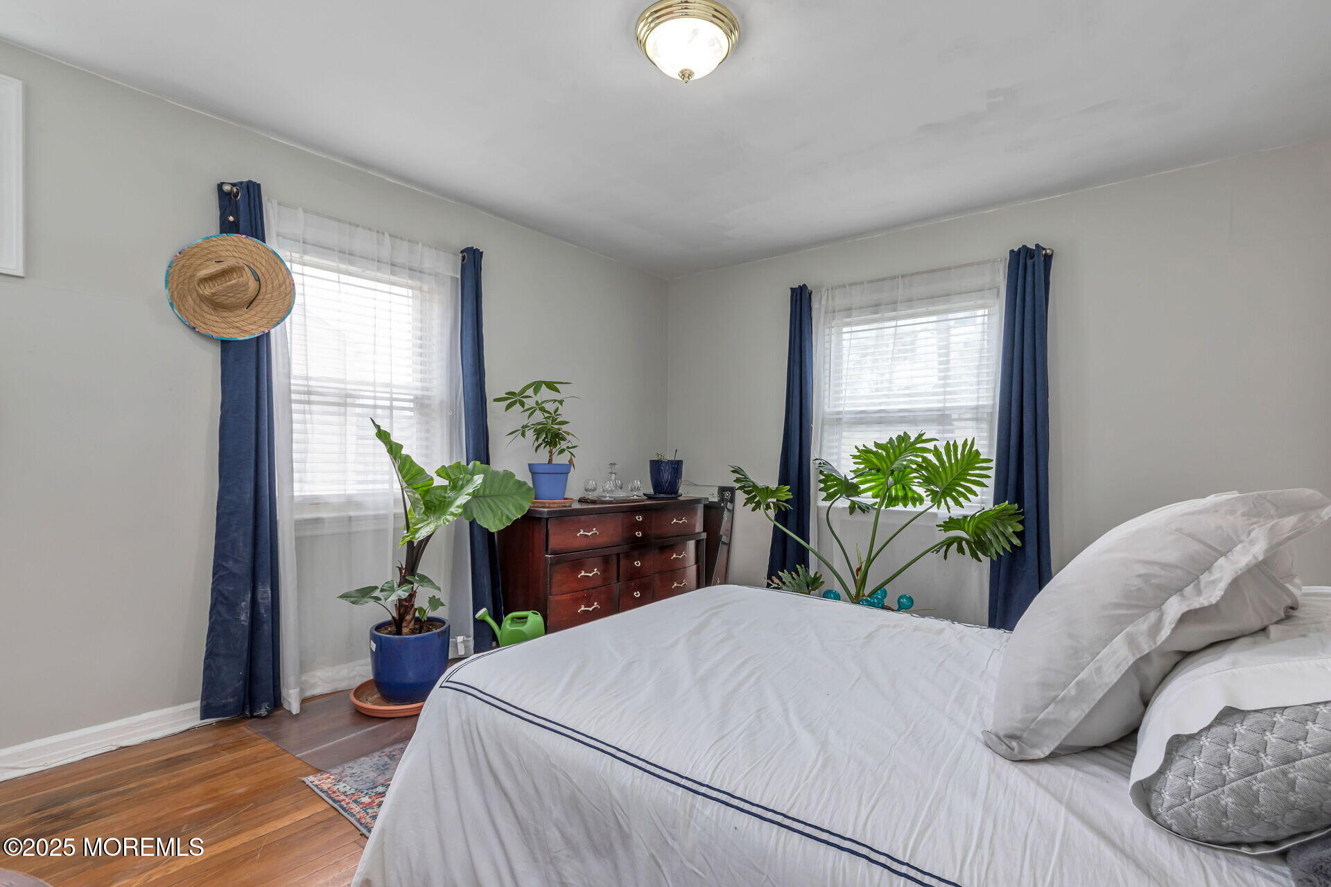592 Ridgedale Avenue, Woodbridge, New Jersey image 13