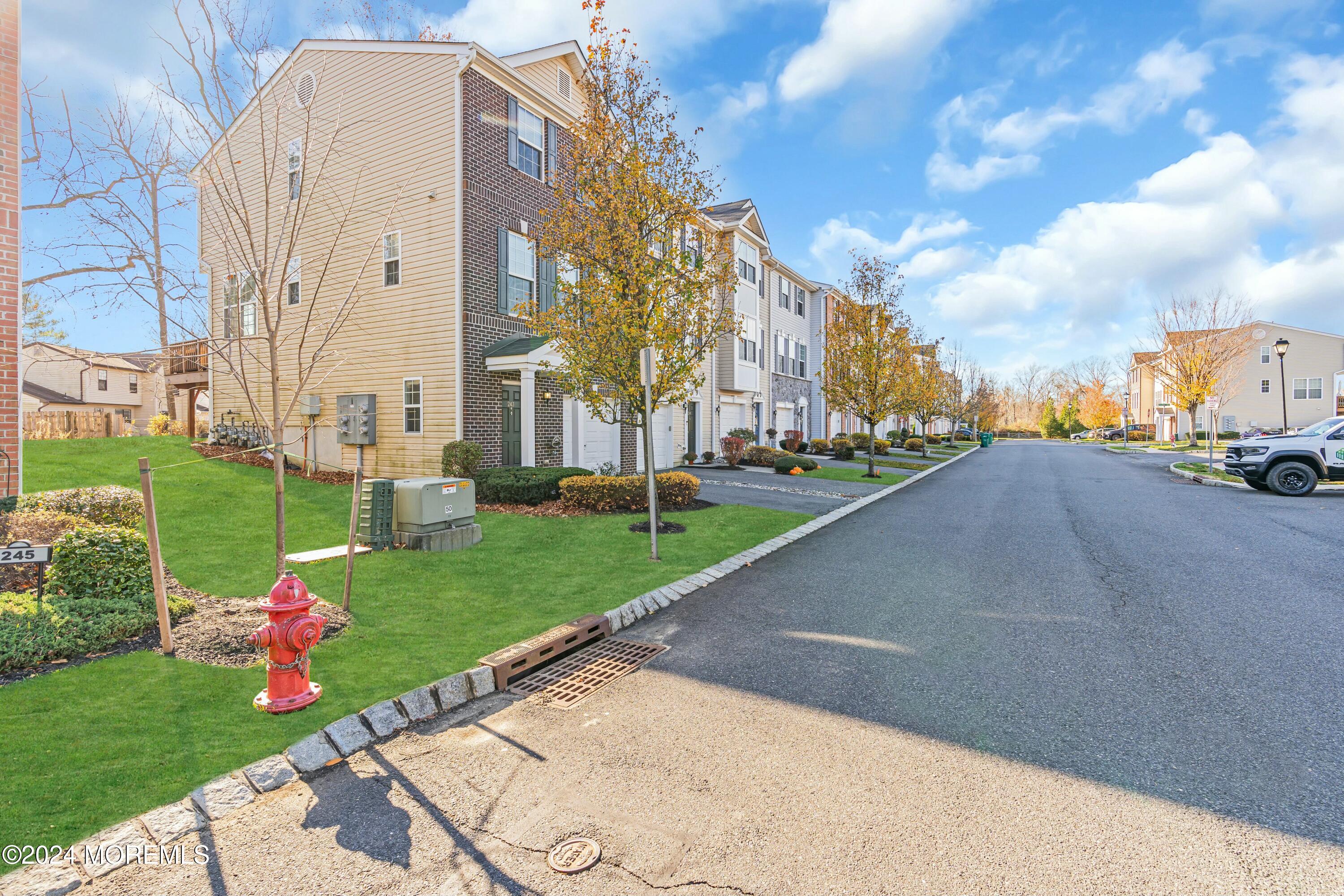 243 Chickadee Court #1000, Freehold, New Jersey image 4