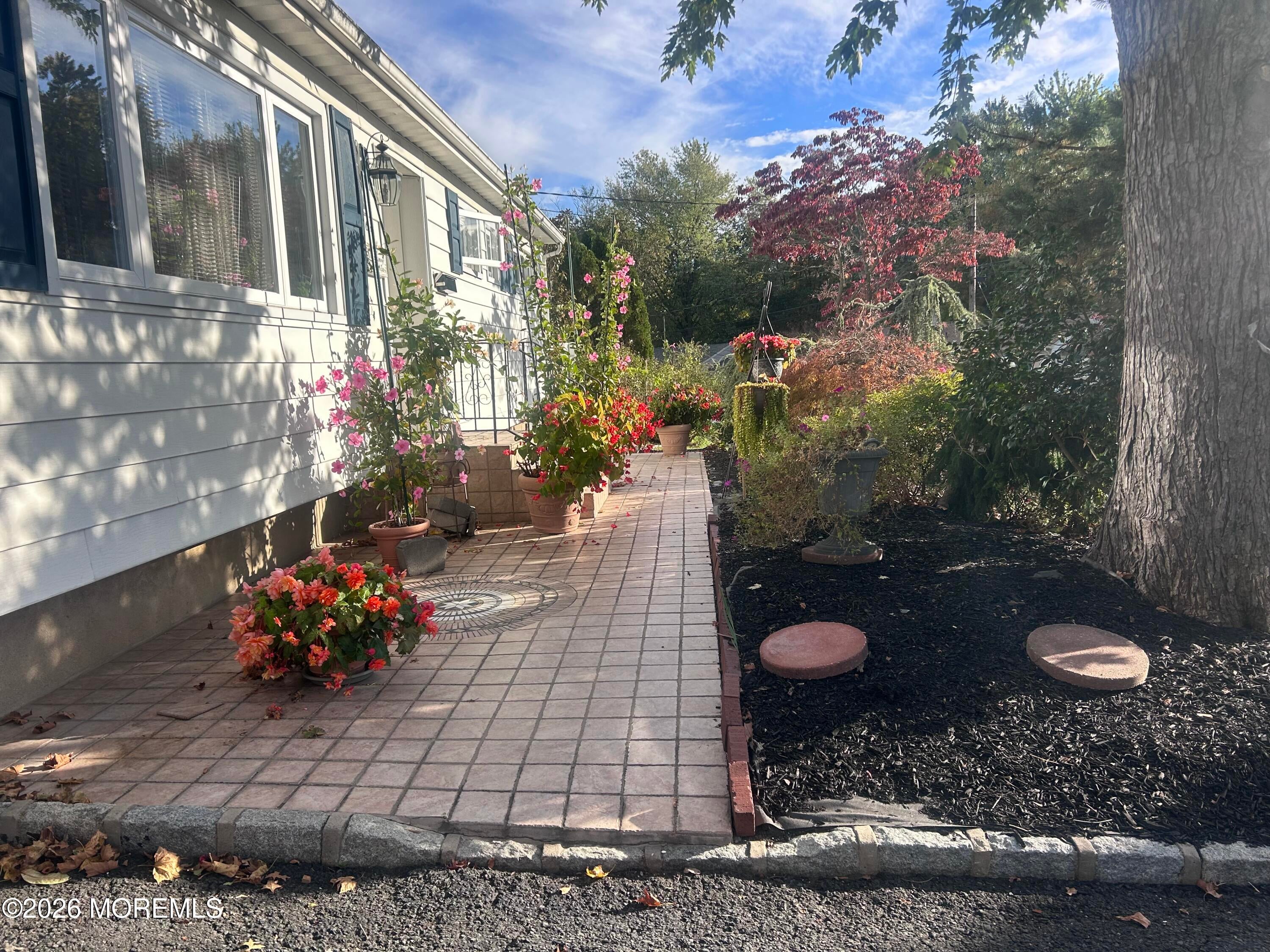 1 Andover Road