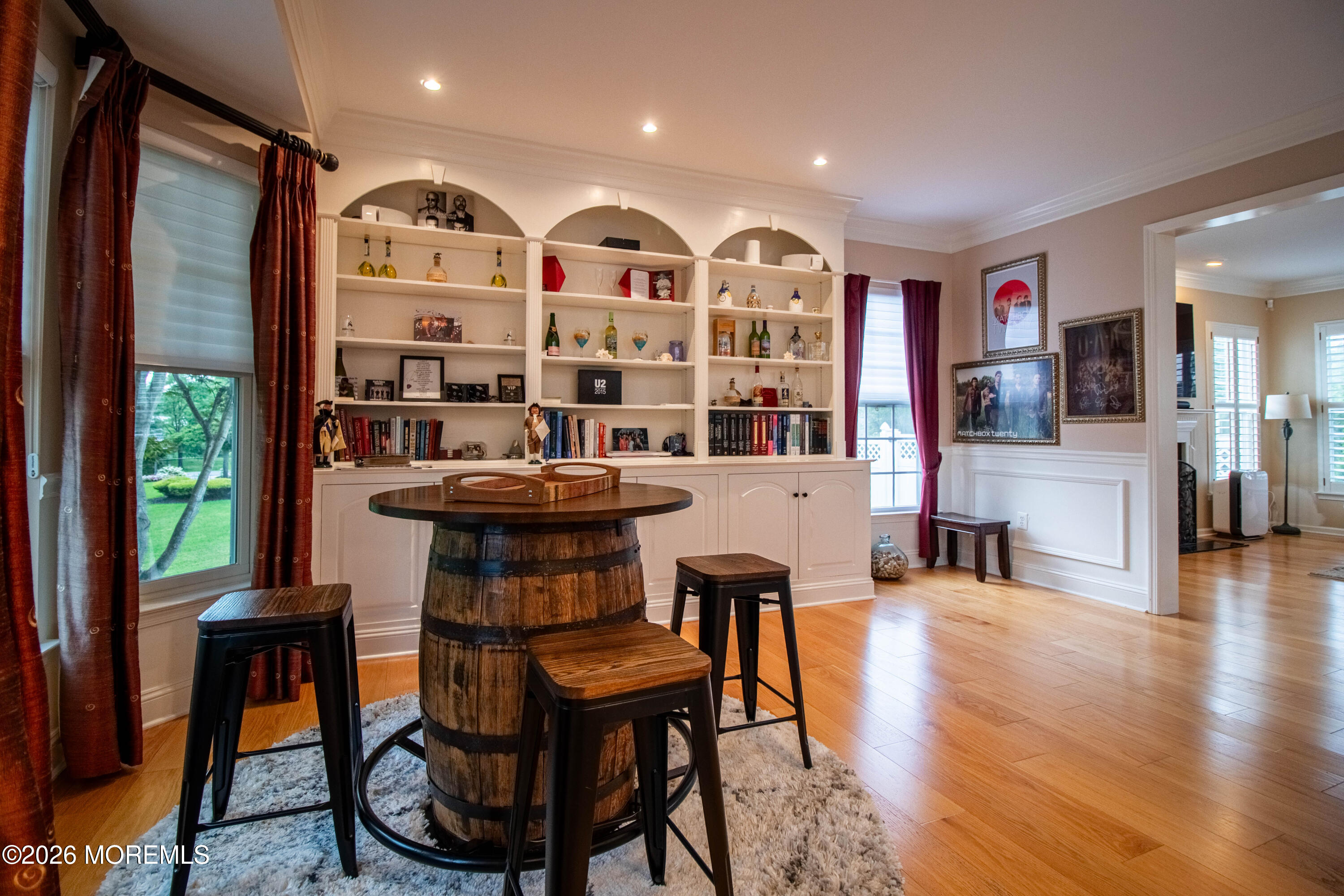 9 Pondview Drive