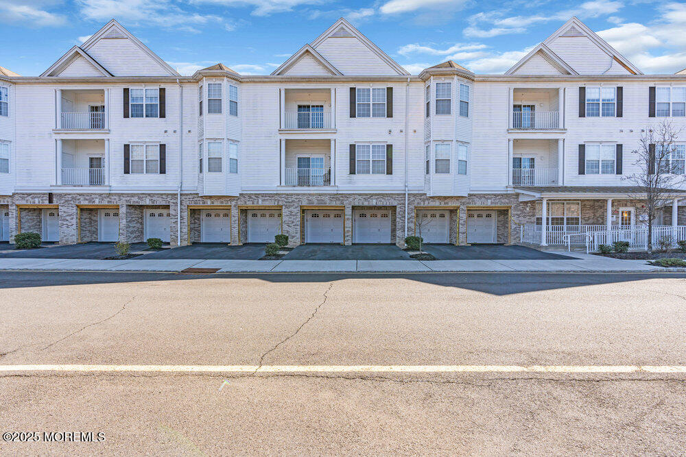 102 Magna Carta Drive, Morganville, New Jersey image 2
