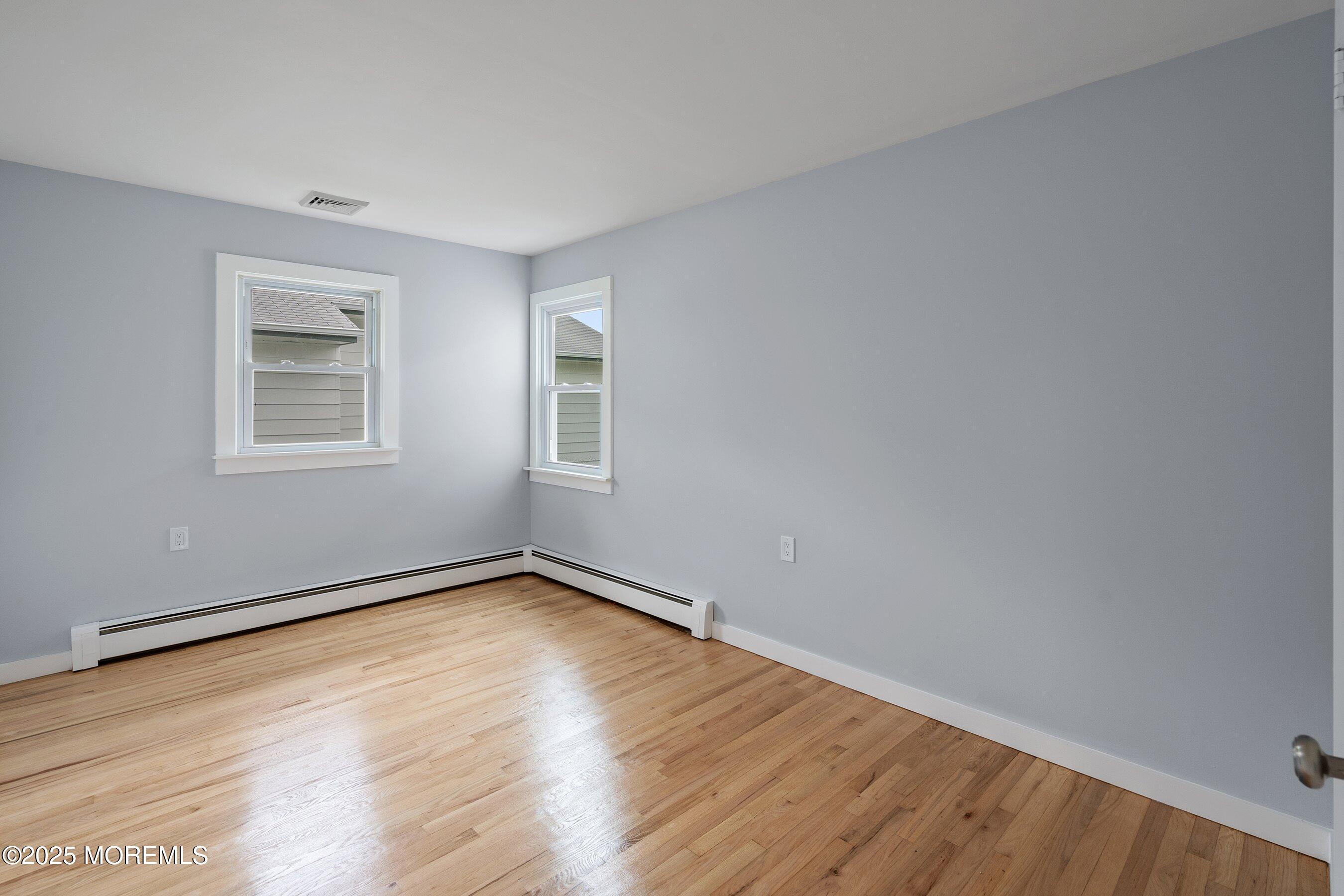 82 Fox Glove, Toms River, New Jersey image 13