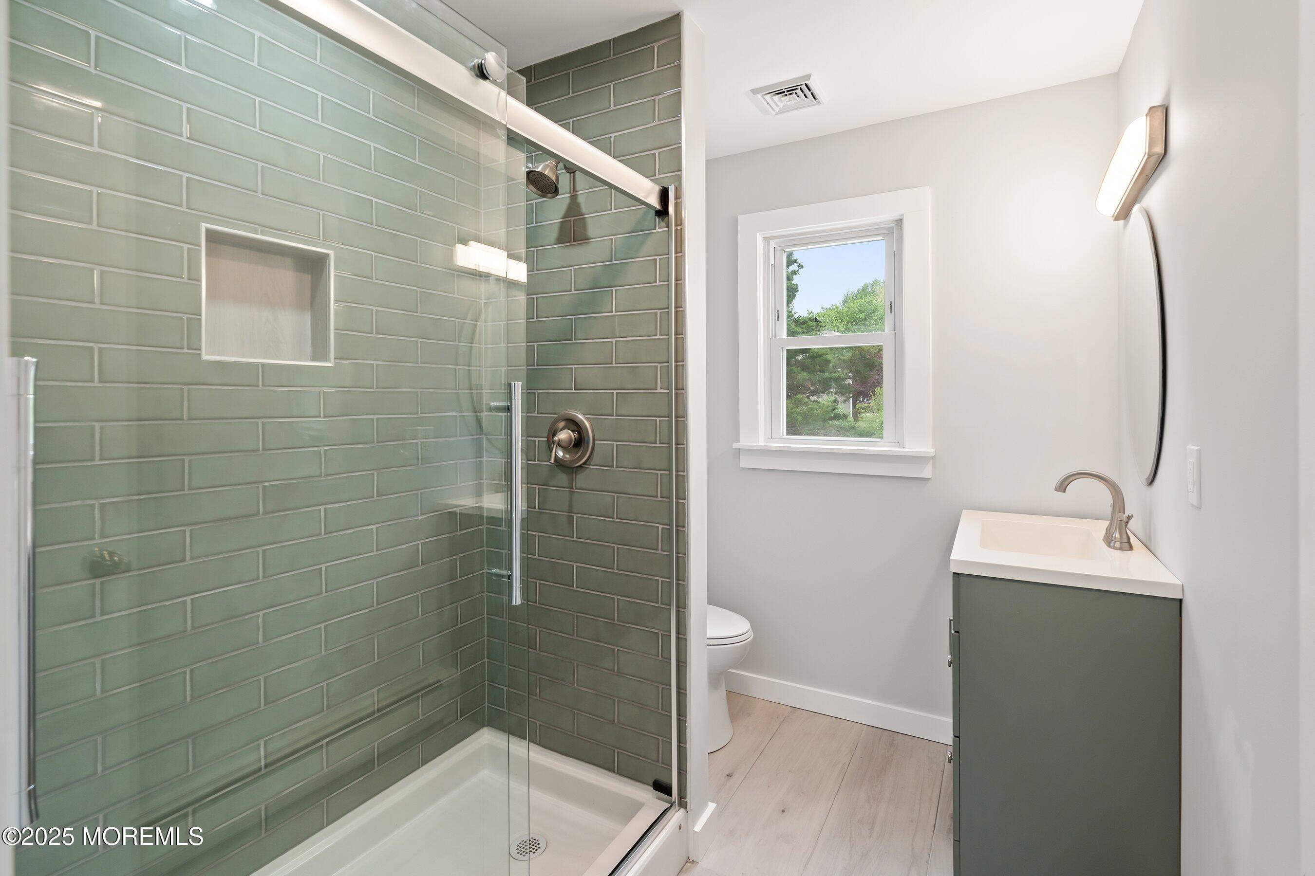 82 Fox Glove, Toms River, New Jersey image 17