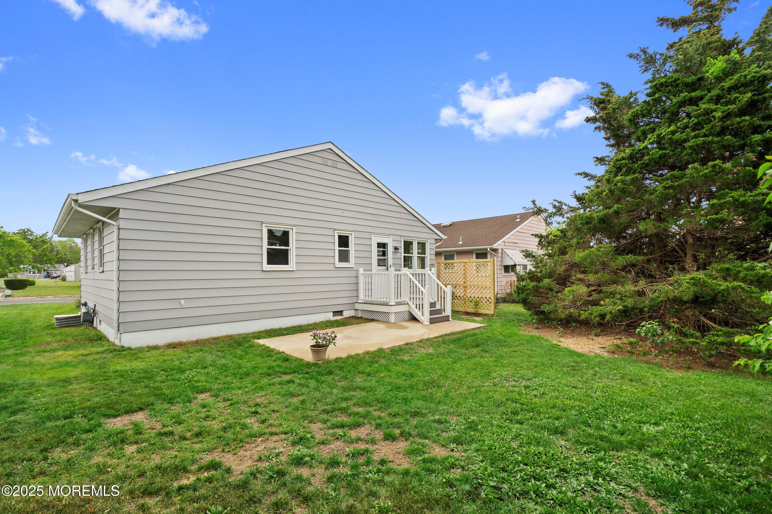 82 Fox Glove, Toms River, New Jersey image 24