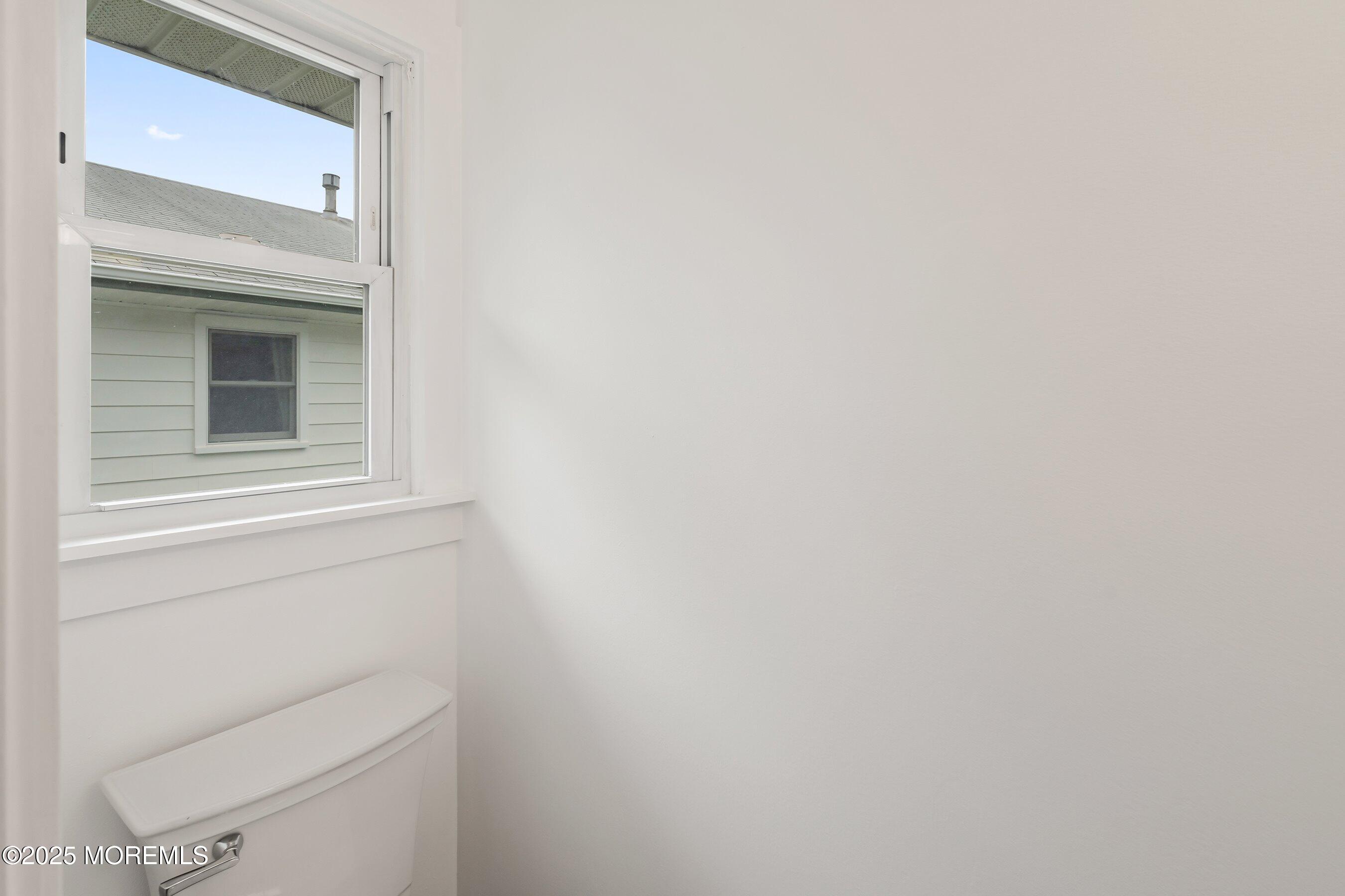 82 Fox Glove, Toms River, New Jersey image 12