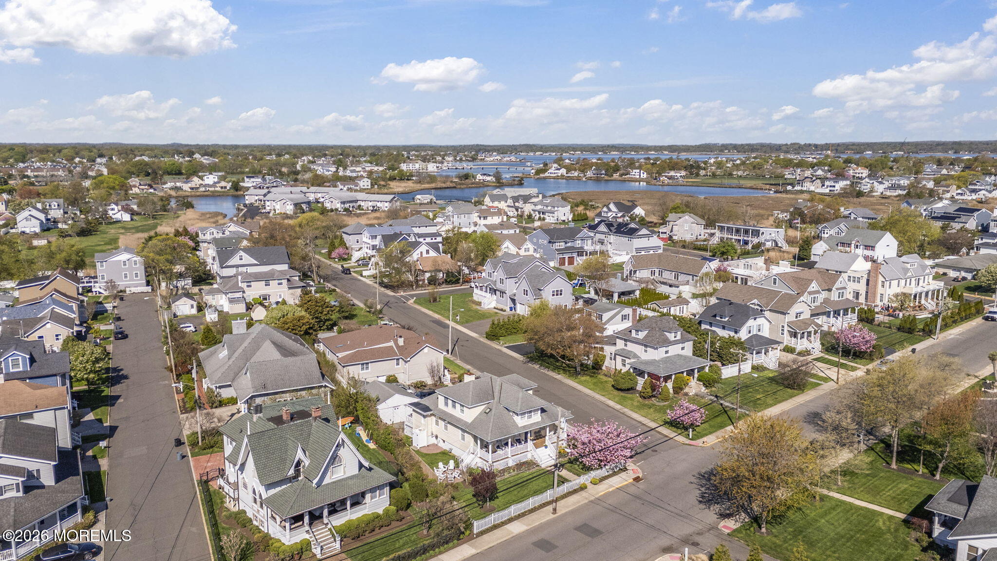 Monmouth Beach, New Jersey, 07750, United States, 4 Bedrooms Bedrooms, ,2 BathroomsBathrooms,Residential,Active,2041576