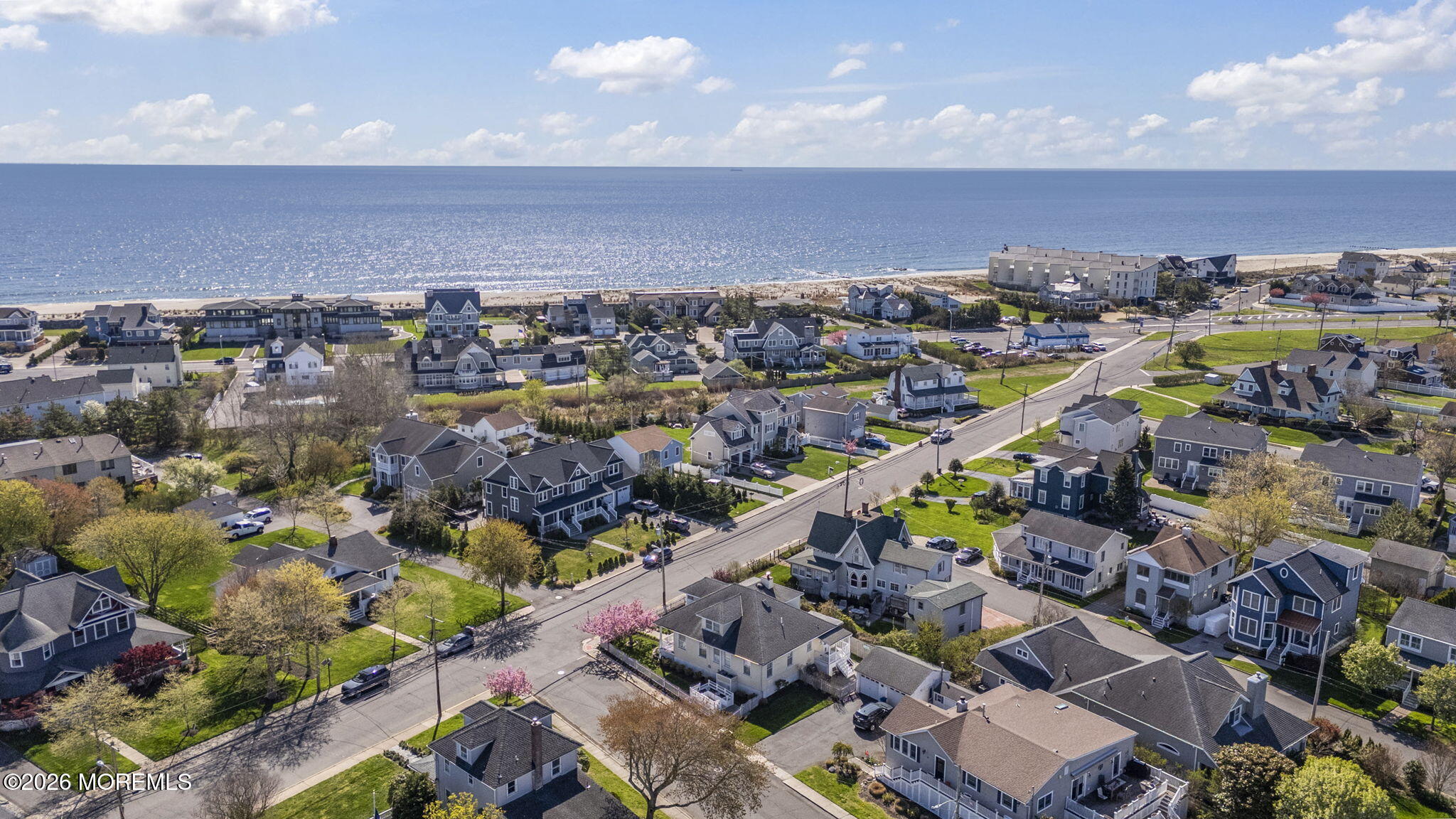 Monmouth Beach, New Jersey, 07750, United States, 4 Bedrooms Bedrooms, ,2 BathroomsBathrooms,Residential,Active,2041576