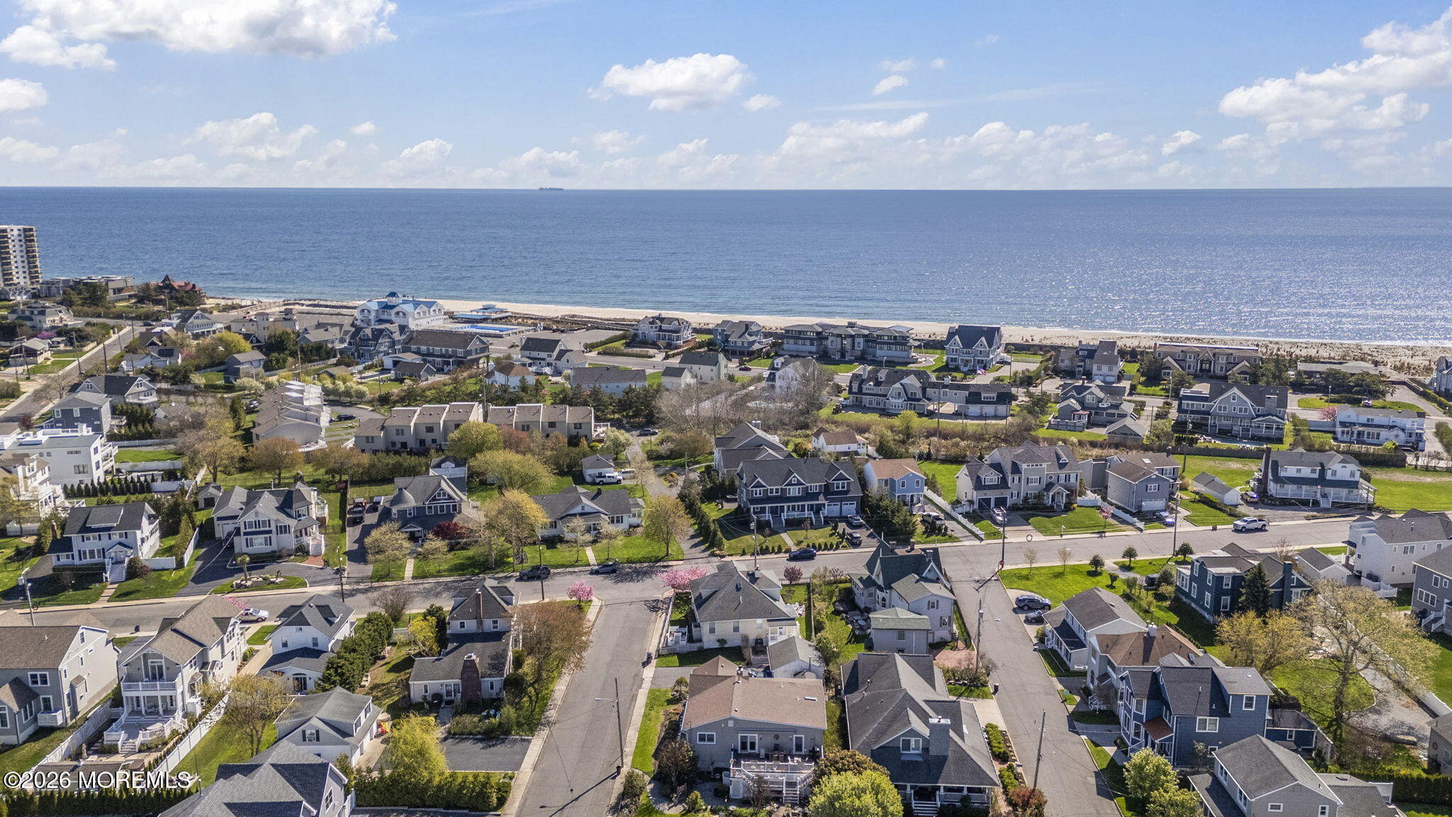Monmouth Beach, New Jersey, 07750, United States, 4 Bedrooms Bedrooms, ,2 BathroomsBathrooms,Residential,Active,2041576